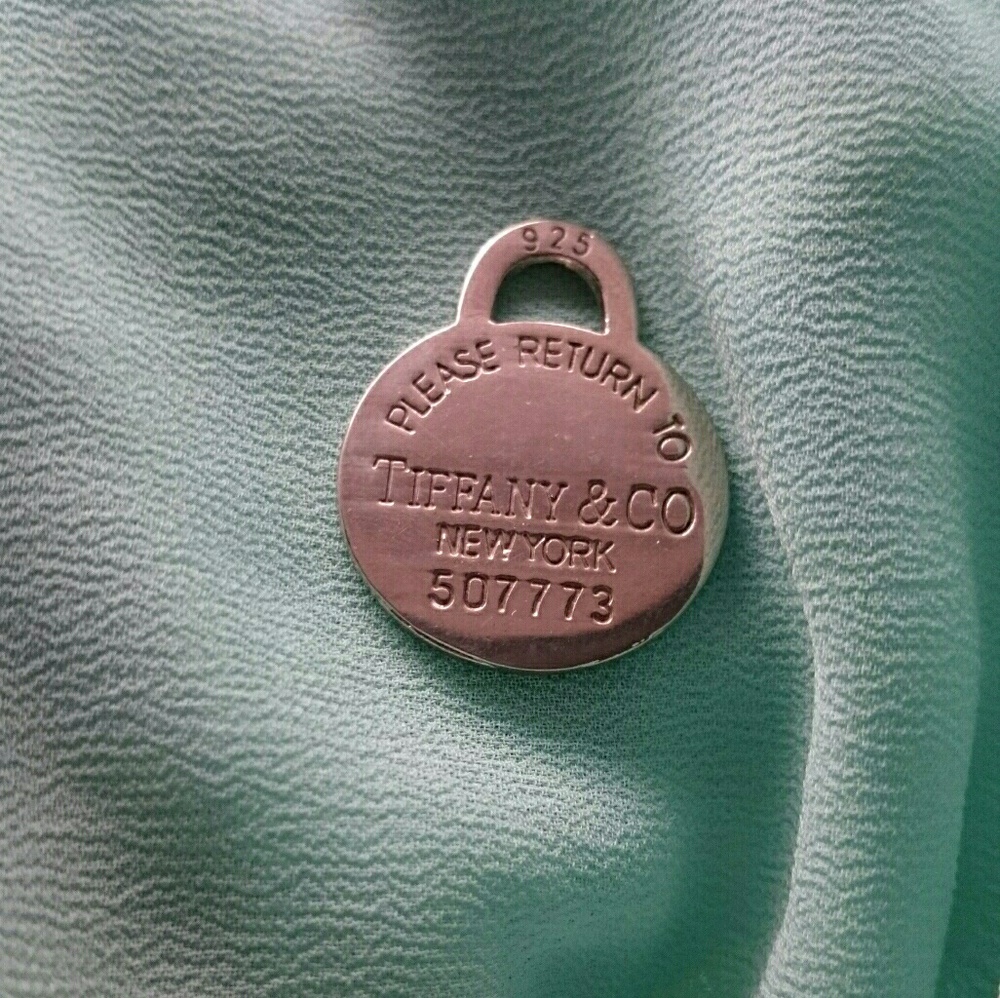 Tiffany circle pendant silver